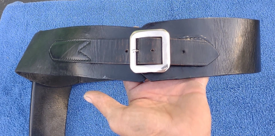 Funda y cinturón para pistola revólver calibre 22 grueso cuero de vaca negro Foto 4 de 4