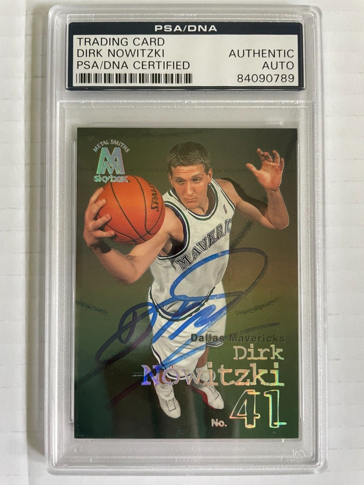 Dirk Nowitzki Autographed Signed 1999 Fleer Skybox Auto On Card 