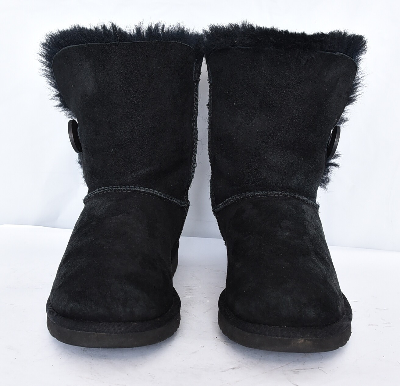 UGG AUSTRALIA Bailey Button Sheepskin Lined Suede… - image 2