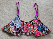 MInkPink Flounce Ruffled Bikini Top Floral Sz Small Womens NWOT