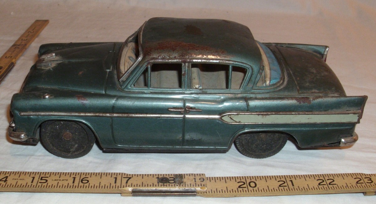 TOYOTA TOYOPET CROWN DELUXE CAR TIN FRICTION TOY ATC JAPAN FOR