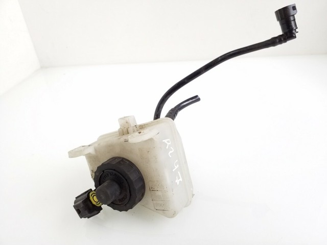 Ford Focus Mk1 2002 Brake Fluid Reservoir Bottle 98ag2l414ag For Ford Focus 2002 Brake Fluid Reservoir 98ag2l414ag Petrol Gas 74kw Rag40487