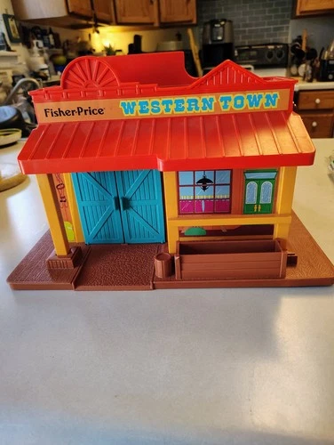 Vintage 1982 Fisher Price Play Family Western Town #934 Little People