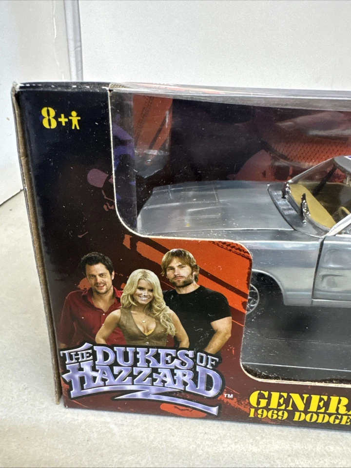 RC2 Joy Ride Dukes Hazzard 2005 Movie 1969 Dodge Charger General Lee Chrome 1:18 - Image 2 of 4