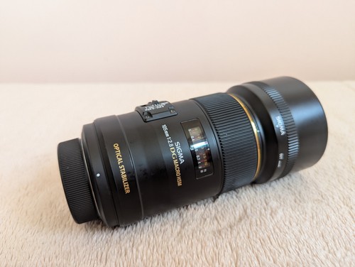 Sigma 105mm F2.8 EX DG MACRO OS HSM for Nikon - Picture 2 of 9
