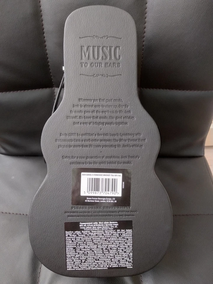 WHISKY JACK DANIELS LIMITED EDITION COLLECTABLE GUITAR CASE BOX STOPPER Original - Image 4 of 4
