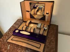 Interesting reptile skin dressing box -85-