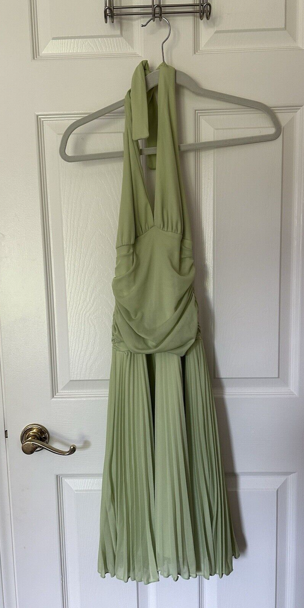 teeze me halter dress Teeze Me Key Lime Green halter dress, pleated skirt, ruching Size Small