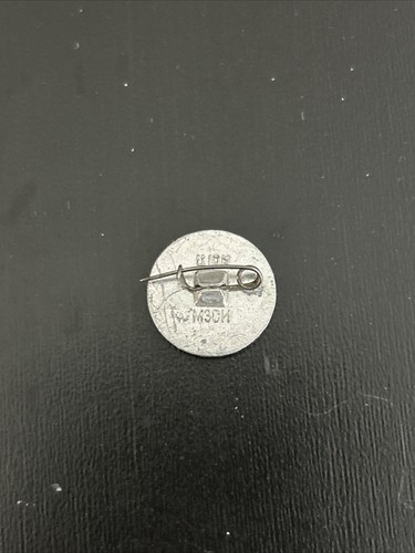 Soviet Union Vladimir Lenin Communist Party USSR Pin Badge Vintage 0.7” - Picture 2 of 2
