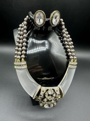 Heidi Daus ''Make a Statement '' Art Deco Rhinestone Lucite Neckalce and Earrings