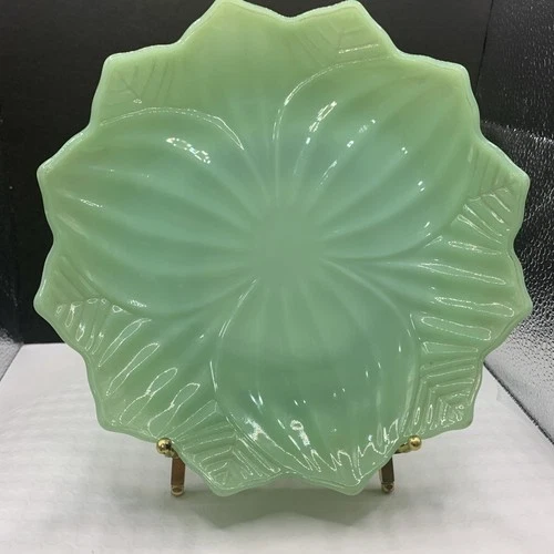 Vintage Fire King Jadeite Green 8" Salad Plate Lotus Flower 8 Inch Diameter