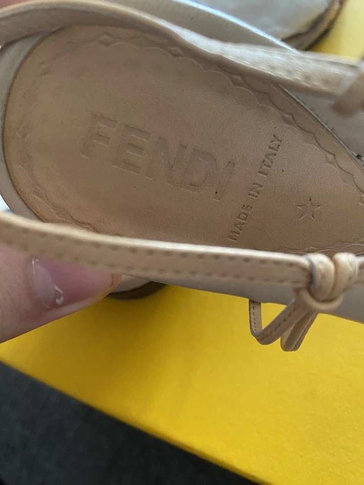 Sandalo Fendi vacchetta naturale – taglia 37,5 (con scatola) - Imagen 4 de 4
