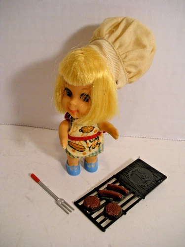 Vintage 1967 Mattel Liddle Kiddles Doll Sizzly Friddle w/ Grill, Fork, Clothes