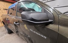 Passenger Side View Mirror Non-heated Painted Cap Fits 23-24 COLORADO 1752598