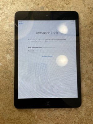 Broken Apple iPad mini 1st Gen - Read Desc.