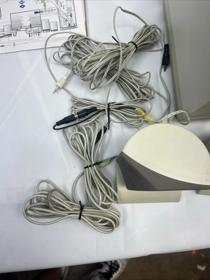 Altec Lansing Multimedia Computer Speaker System Powered Subwoofer ADA885 - Image 4 of 4