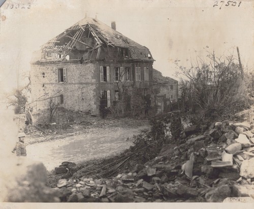 WW1 US AEF Official 1910s Damaged Building Soldiers France Antique Rare Photo