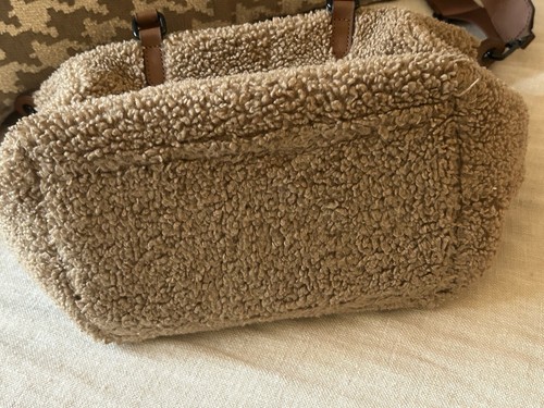 DKNY LIV Sherpa Tote Handbag Tan Brown Shoulder Crossbody Purse Fuzzy Soft - Picture 7 of 10