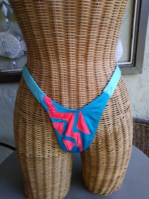 Ladies g string with accents