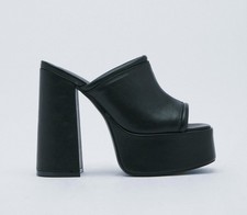 Nasty Gal, TRENDY Black faux leather 5.5" block heel platform mule sandals, SZ 6