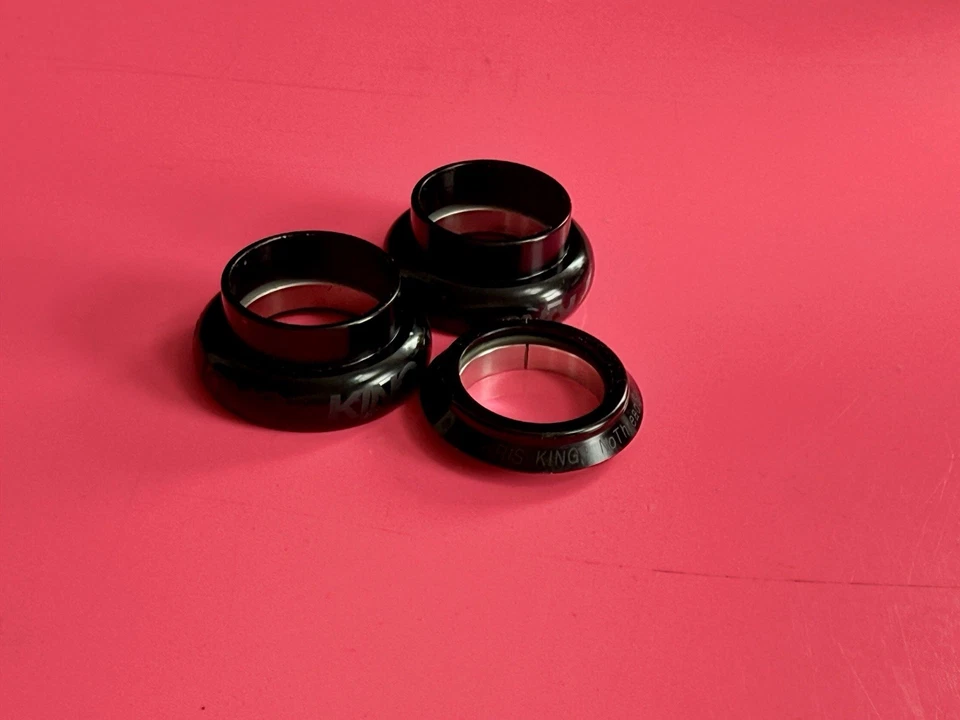 Chris King Sotto Voce Black NoThreadset 1 1/8 inch EC34 Headset, Unridden - Image 2 of 4