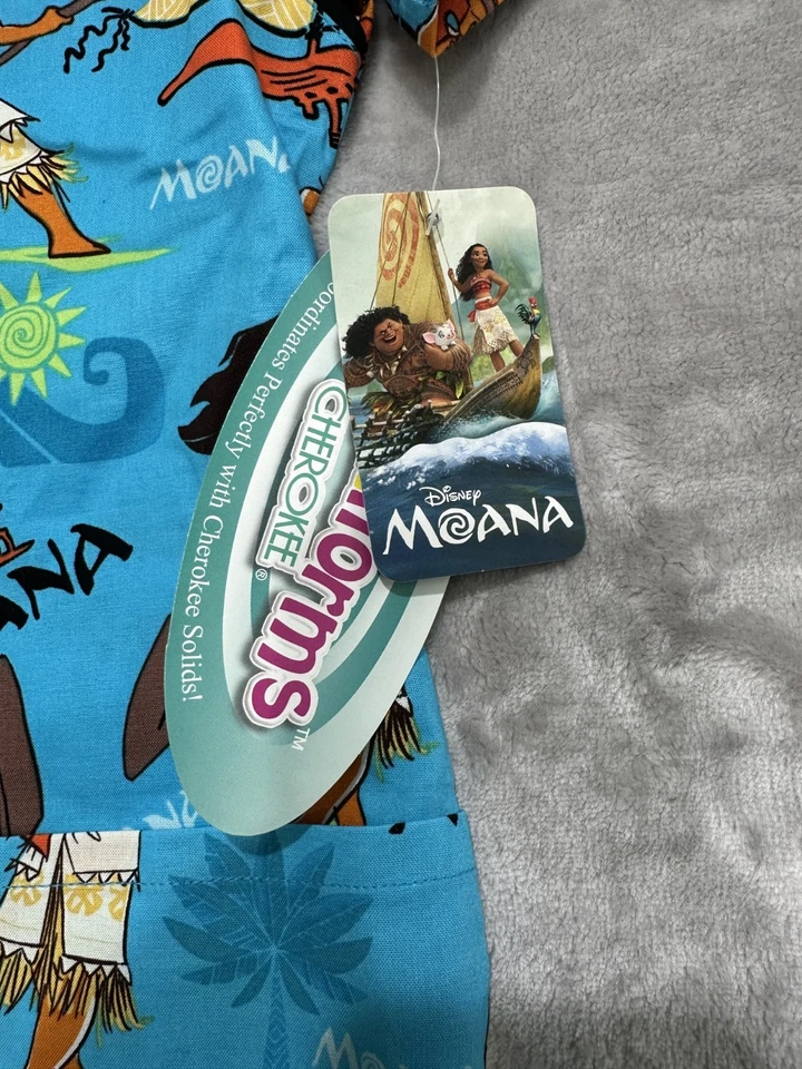 Disney Tooniforms Moana Cherokee Nurse Dental Scrub Top Shirt Size Small NWT - Image 3 of 4