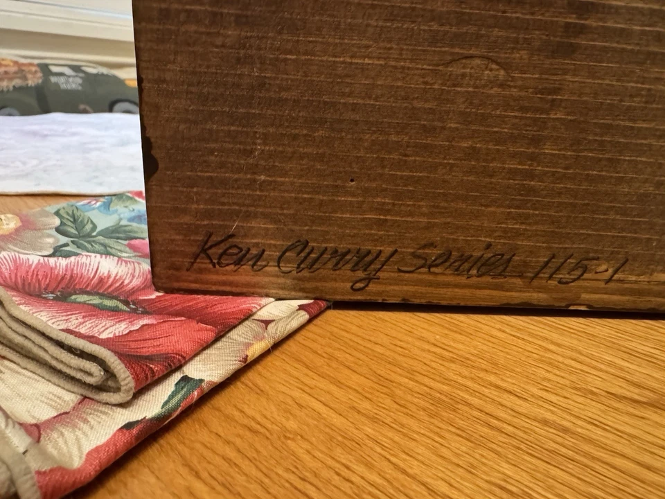 Ángel con cuerno original tallado a mano Ken R curry escultura de madera firmada Foto 4 de 4