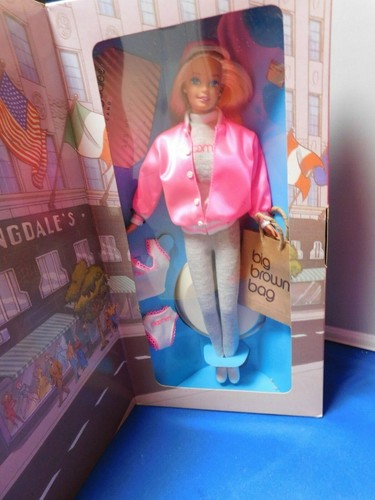 Barbie bei Bloomingdales - Bild 1 von 5