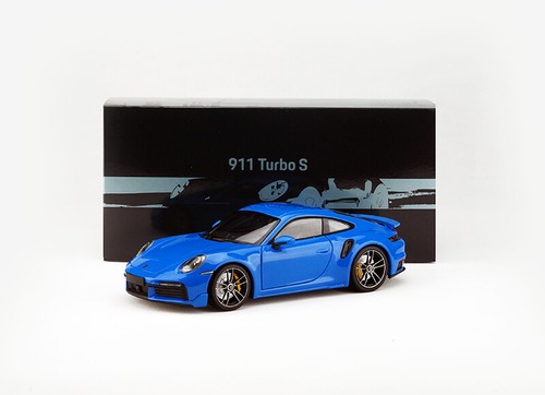 Minichamps 1:18 Porsche 911 992 TURBO S COUPE 2021 limited edition car model - Picture 14 of 38