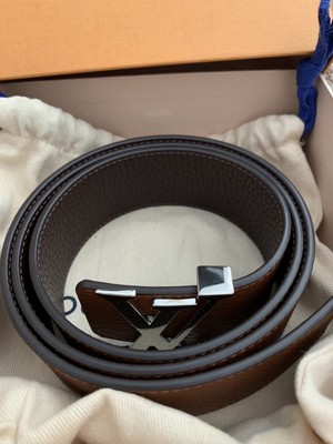 lv belt reversible