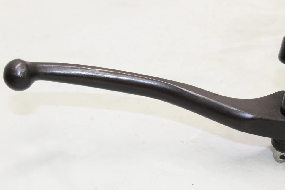 Cilindro maestro de freno delantero ABS Honda Ctx700nd DCT 2014-17 con palanca OEM Foto 3 de 4