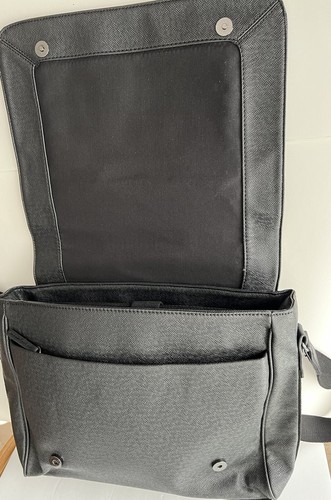 ALDO Black Laptop Shoulder Bag W Padded Sleeve, Magnetic Front Buttons. - Picture 8 of 18