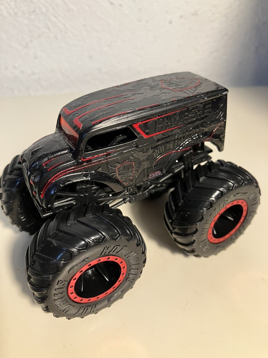 Hot wheels Monster Jam Special Forces Blacked Out Delivery 1:64