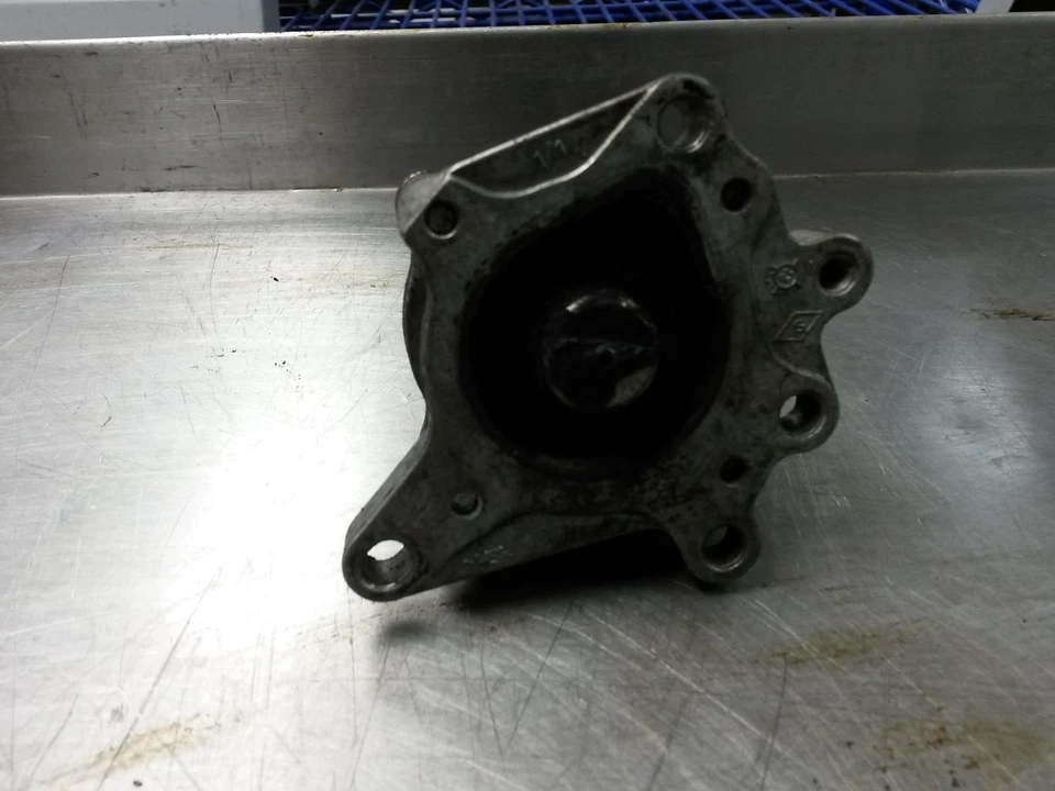 Клапан EGR от 2014 Volkswagen Jetta 1.8 - Изображение 2 из 4