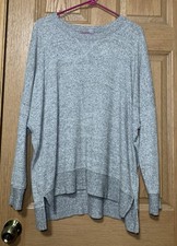 Aerie Women's Oversized Sweater Size M Light Grey Long Sleeve Crew Neck Pullover