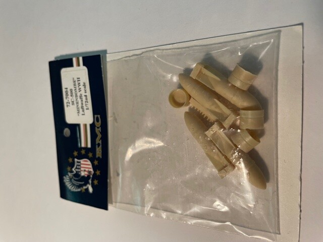 KMC Resin 1/72 SC-500 ‘Minenbombe’ Luftwaffe WWII - #72-7004 KMC Resin 1/72 SC-500 ‘Minenbombe’ Luftwaffe WWII - #72-7004