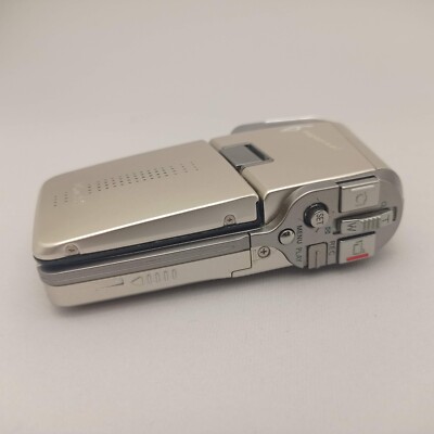 Sanyo Xacti VPC-C6EX 6MP MPEG4 Digital Camcorder 5x Optical Zoom