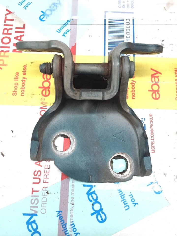 BISAGRAS PUERTA PASAJERO DELANTERO DERECHO (juego) (VERDE) 96 97 98 99 ISUZU OASIS Foto 2 de 4