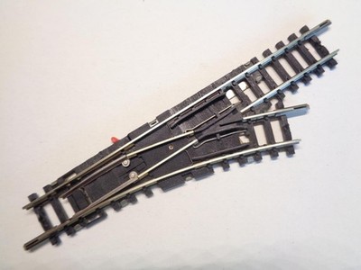 MINITRIX 14953 / 4953 Weiche R 24° 104,2mm (23332)