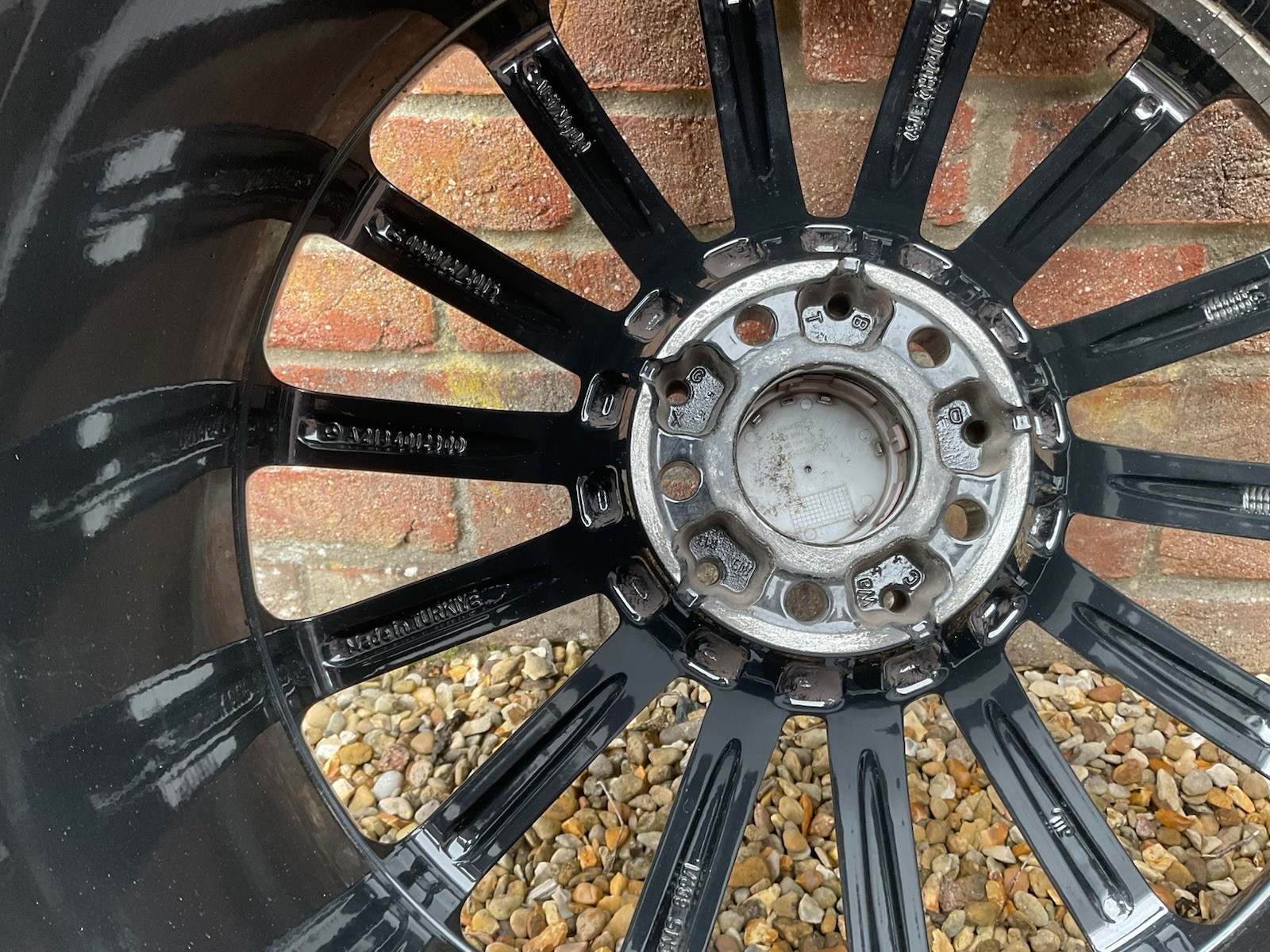 Mercedes-Benz AMG 20” Black Turbine Alloy Wheels Removed from 2017 E Class S213 - Image 13