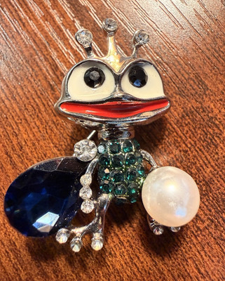 Whimsical Rhinestone Frog Brooch Pin Crystal Pearl Enamel Novelty Jewelry