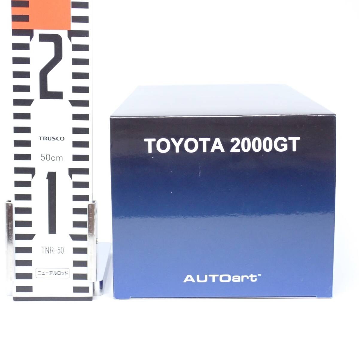 AUTOart Toyota 2000GT Red 78751