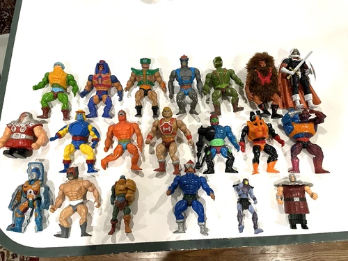 Lot of 19 He-Man Vintage Masters of the Universe Figures plus other