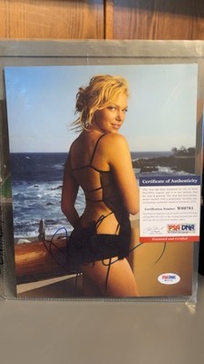 PSA/DNA Authenticated Signed Laura Prepon, Original, Covered/Clothed, CERTIFIED!