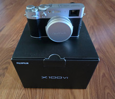 Fujifilm X100VI 40,2 MP fotocamera digitale argento - NUOVO MODELLO USA made in Japan!
