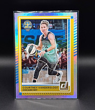 Panini 2025 Donruss WNBA Courtney Vandersloot #34 Chicago Sky Holo RainbowBorder