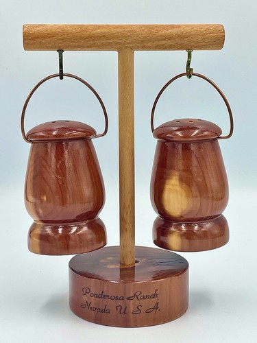 Vintage Wood Salt & Pepper Shaker Ponderosa Ranch Las Vegas hanging set 2.5" new - Picture 2 of 6