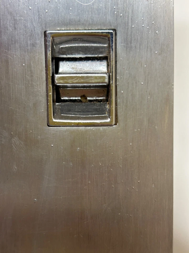 1965-66 Cadillac Coupe Calais Eldorado Passenger SidePower Window Switch  Parts - Image 4 of 4