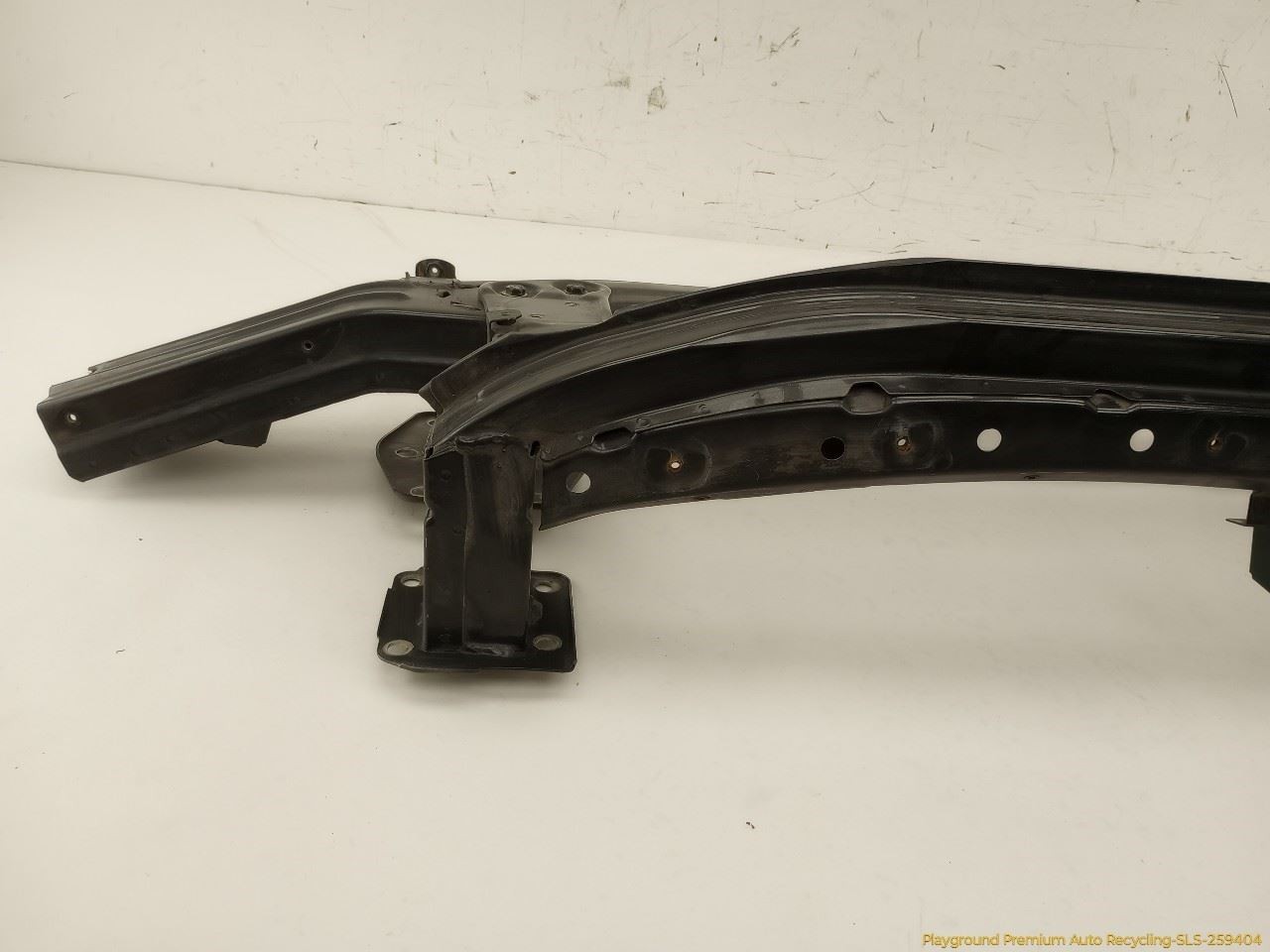 Maserati Quattroporte M139 Radiator Core Support Assembly Fits 2003-2008 03 04