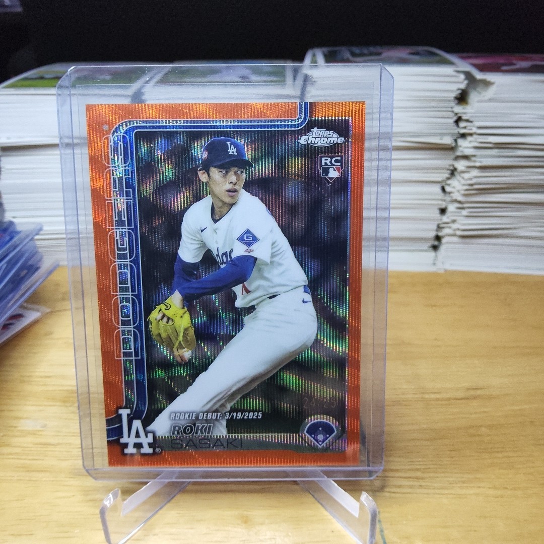Roki Sasaki 2025 Topps Chrome Update #USC73 Orange Refractor /25 Dodgers RC KG